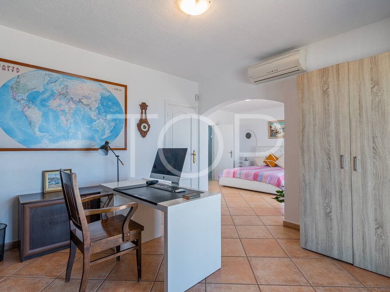 Country House for Sale in Guía De Isora, Tenerife 25