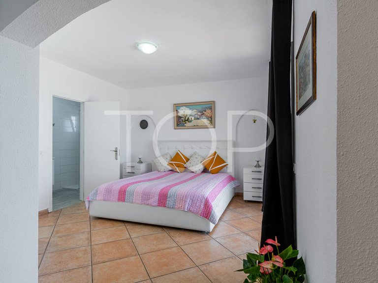 Country House for Sale in Guía De Isora, Tenerife 24
