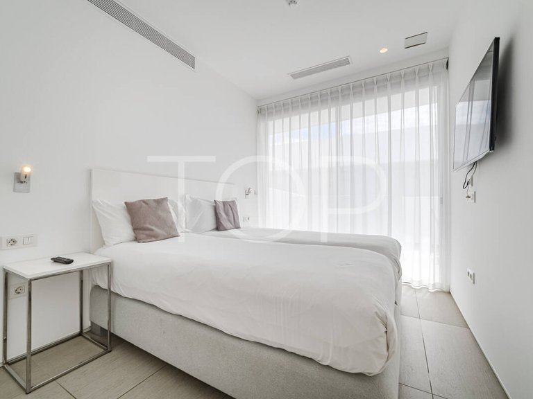 Apartment for Sale in Playa Del Duque, Tenerife 21