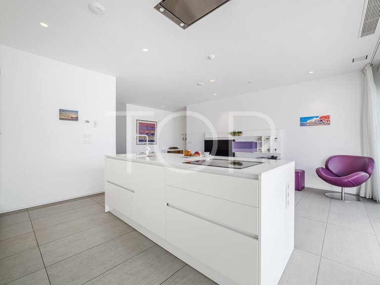 Apartment for Sale in Playa Del Duque, Tenerife 14