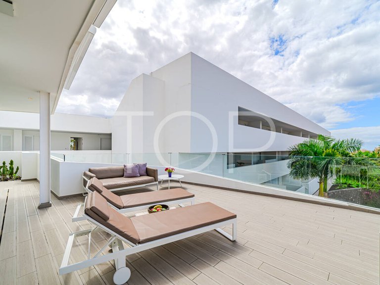 Apartment for Sale in Playa Del Duque, Tenerife 4