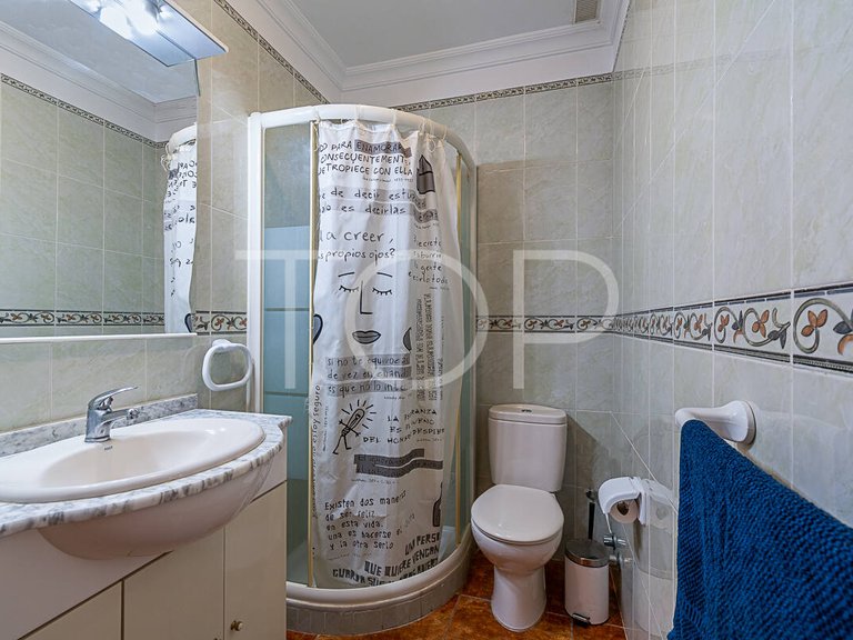 Villa for Sale in Guía De Isora, Tenerife 22