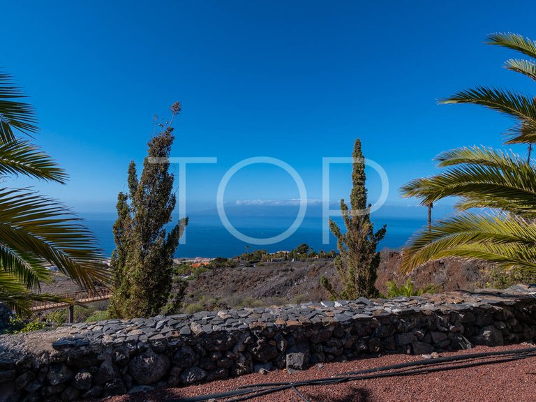 Villa for Sale in Guía De Isora, Tenerife 27