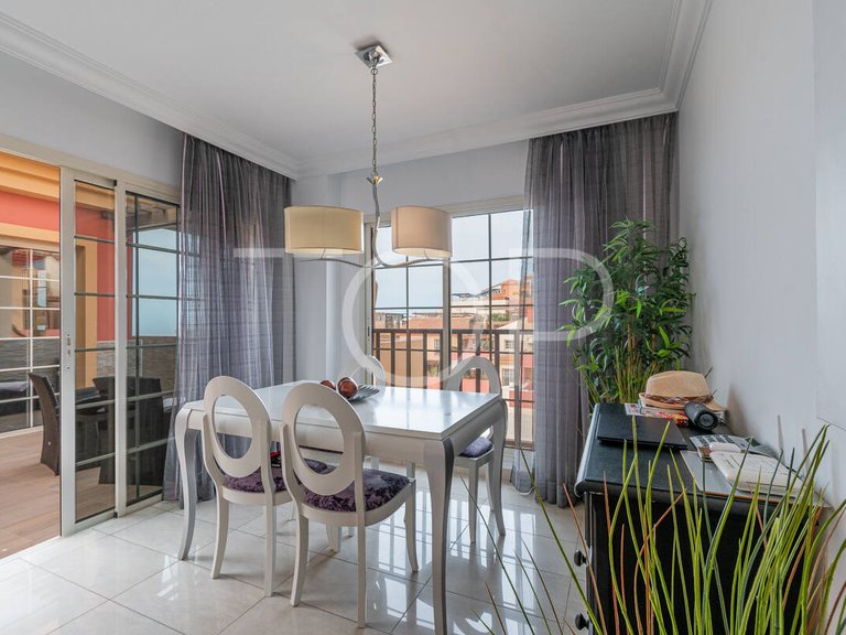 Apartment for Sale in Playa Del Duque, Tenerife 7
