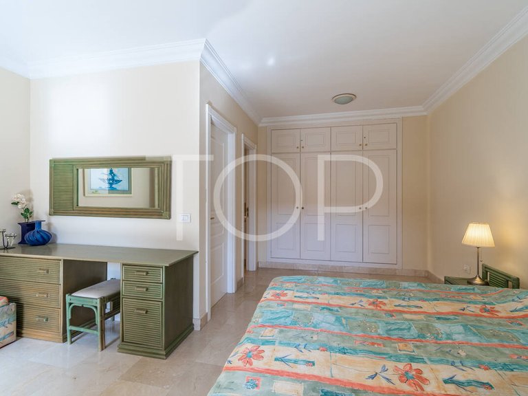 Apartment for Sale in Playa Del Duque, Tenerife 16