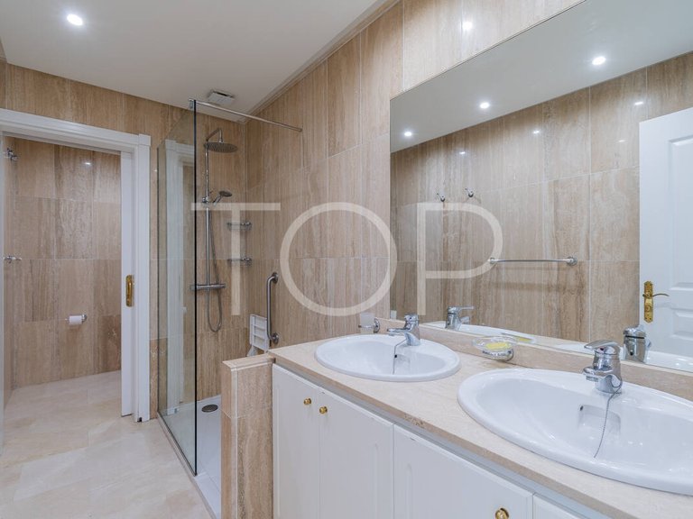 Apartment for Sale in Playa Del Duque, Tenerife 19