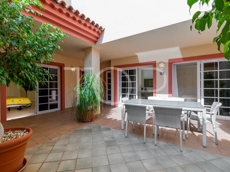 Apartment for Sale in Playa Del Duque, Tenerife 1