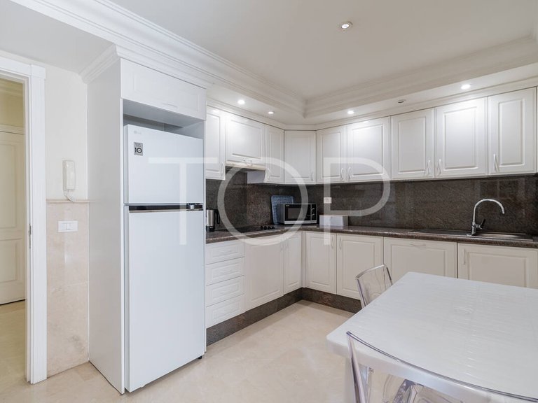 Apartment for Sale in Playa Del Duque, Tenerife 9