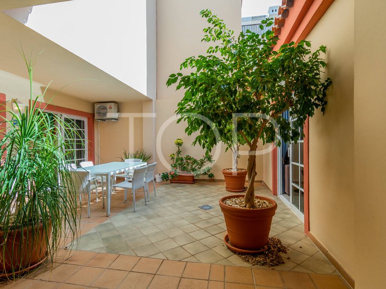 Apartment for Sale in Playa Del Duque, Tenerife 4