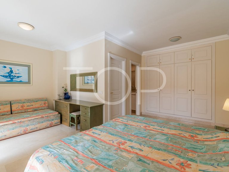 Apartment for Sale in Playa Del Duque, Tenerife 15