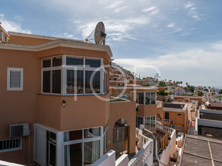 Town House for Sale in San Eugenio Alto, Tenerife 30