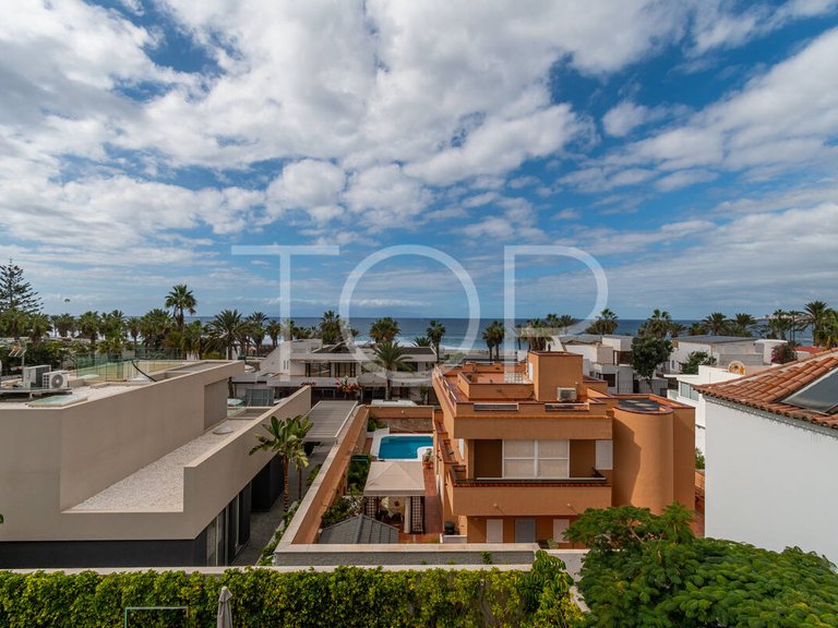 Villa for Sale in Playa De Las Américas, Tenerife 32