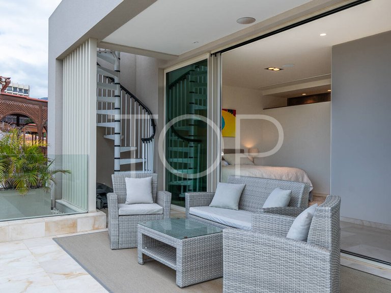 Villa for Sale in Playa De Las Américas, Tenerife 7