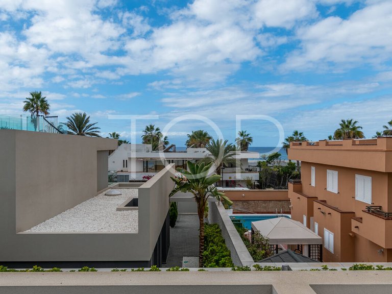 Villa for Sale in Playa De Las Américas, Tenerife 33