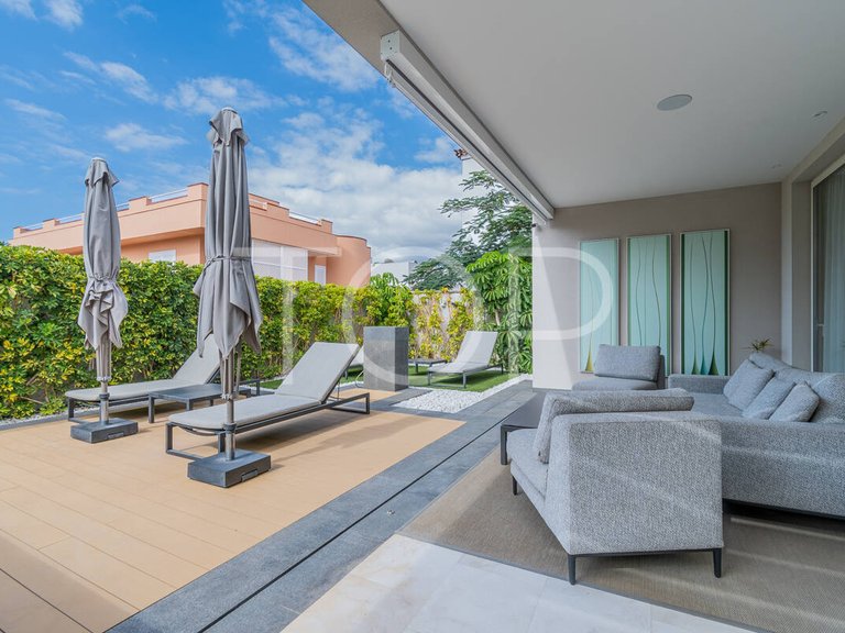 Villa for Sale in Playa De Las Américas, Tenerife 23