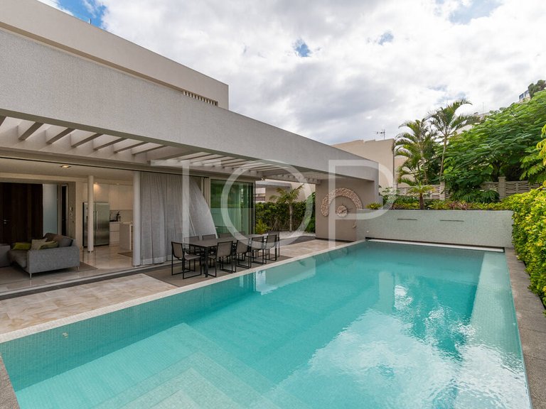 Villa for Sale in Playa De Las Américas, Tenerife 2