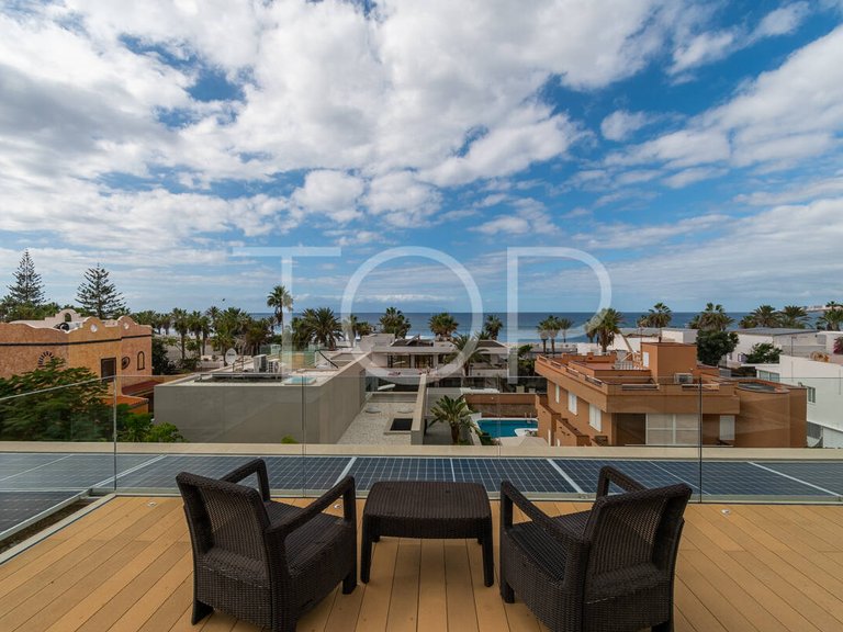 Villa for Sale in Playa De Las Américas, Tenerife 6
