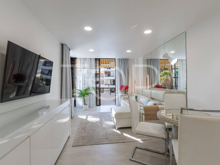 Apartment for Sale in Playa De Las Américas, Tenerife 10