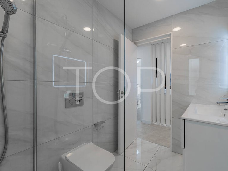 Apartment for Sale in Playa De Las Américas, Tenerife 23