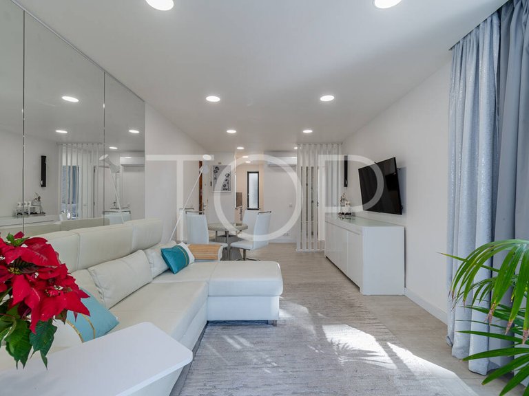 Apartment for Sale in Playa De Las Américas, Tenerife 9