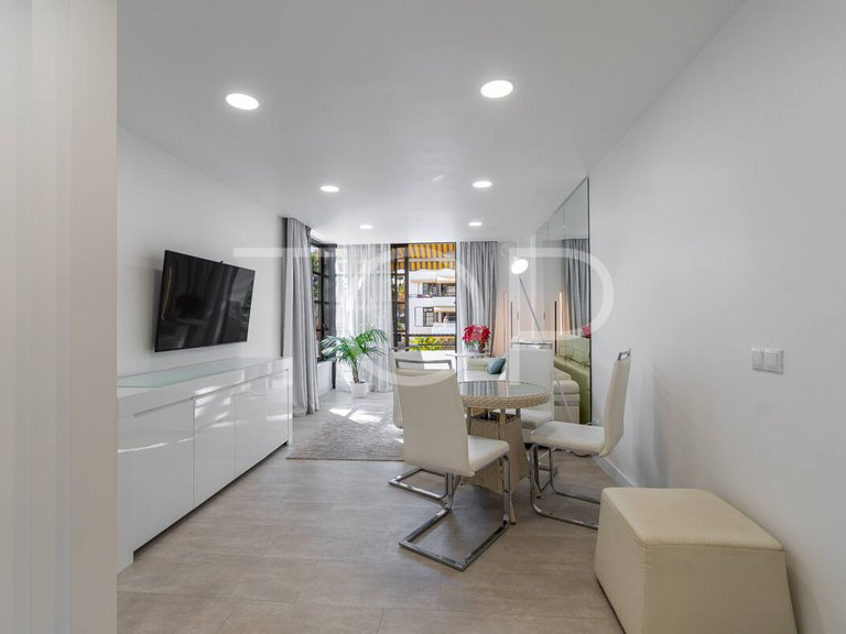 Apartment for Sale in Playa De Las Américas, Tenerife 11