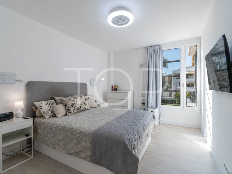 Apartment for Sale in Playa De Las Américas, Tenerife 17
