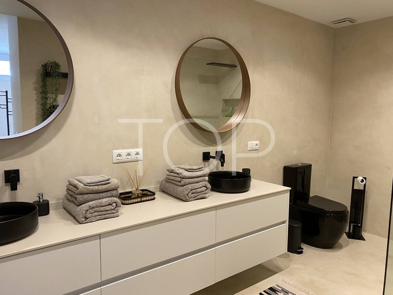 Apartment for Sale in Playa Paraíso, Tenerife 10