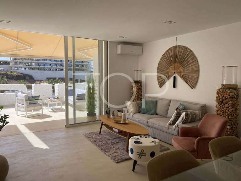Apartment for Sale in Playa Paraíso, Tenerife 1