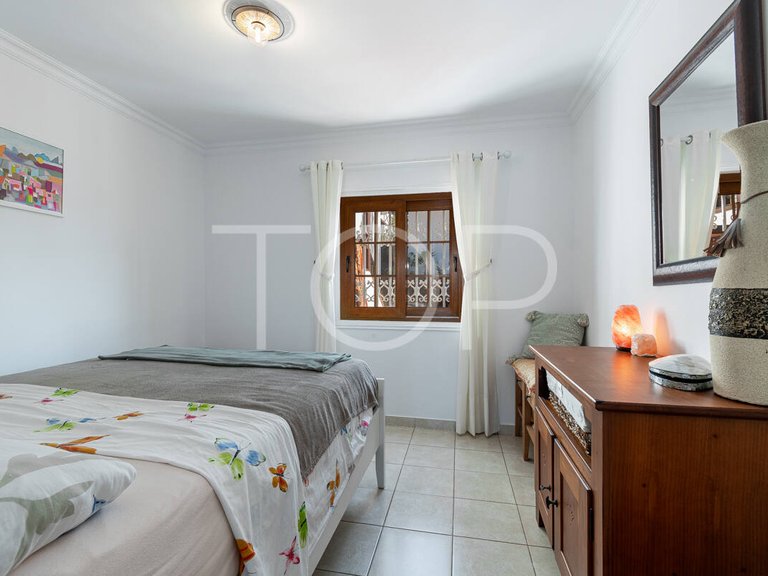 Apartment for Sale in Playa Del Duque, Tenerife 15