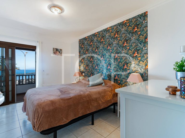 Apartment for Sale in Playa Del Duque, Tenerife 19