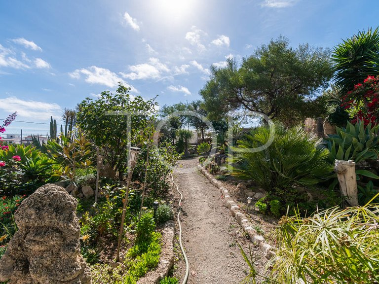 Villa for Sale in Granadilla De Abona, Tenerife 35