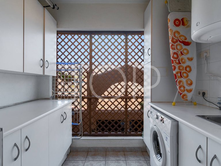 Apartment for Sale in Playa Del Duque, Tenerife 11