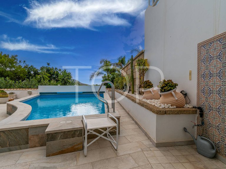 Town House for Sale in Chayofa, Tenerife 2