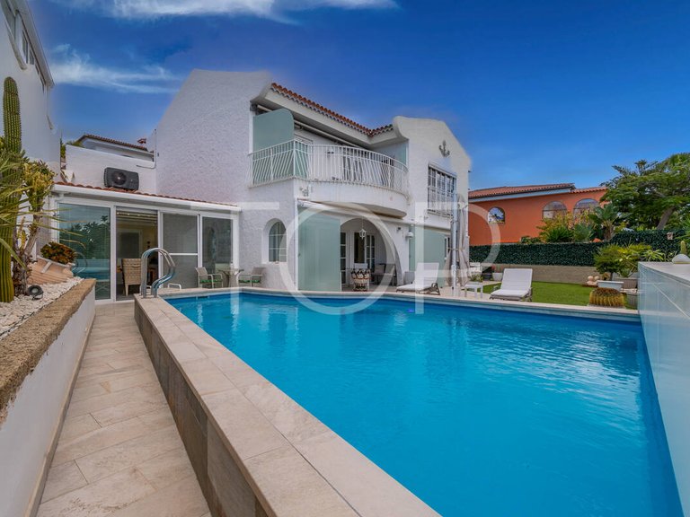 Town House for Sale in Chayofa, Tenerife 32