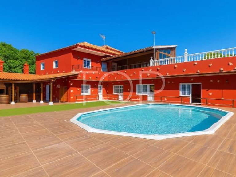 Country House for Sale in La Esperanza, Tenerife 2