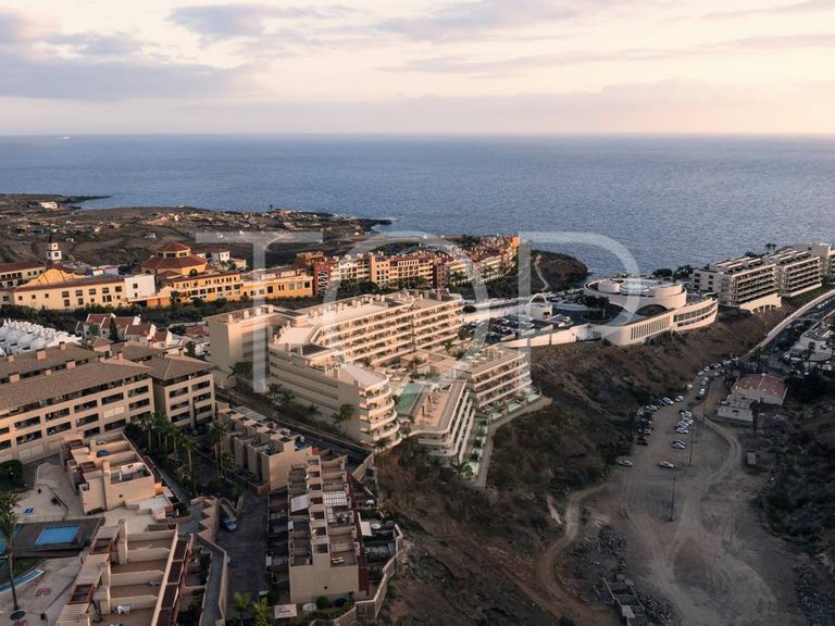 Apartment for Sale in Playa Paraíso, Tenerife 23