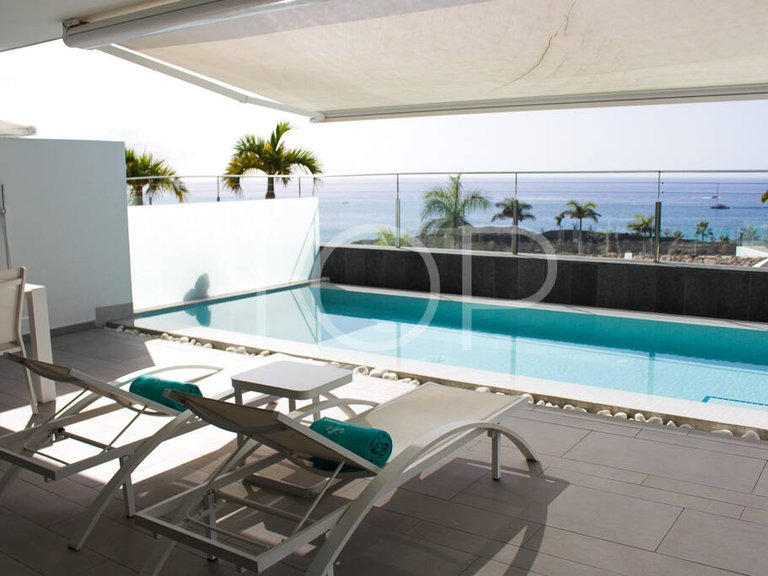 Apartment for Sale in La Caleta, Tenerife 2