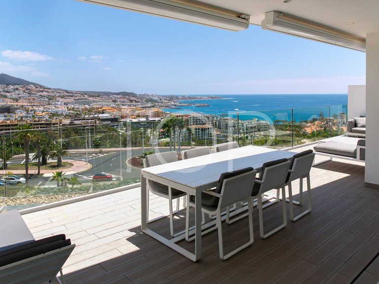 Apartment for Sale in Playa Del Duque, Tenerife 1