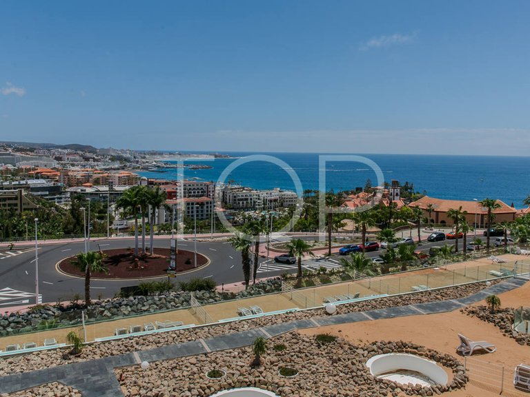 Apartment for Sale in Playa Del Duque, Tenerife 2