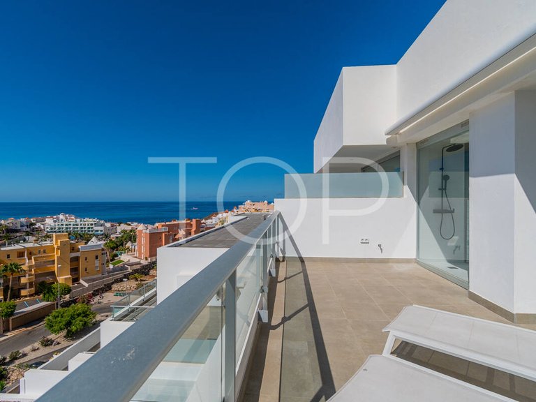 Apartment for Sale in La Caleta, Tenerife 1