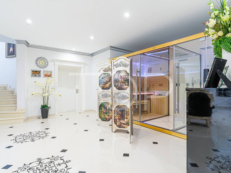 Villa for Sale in Golf Costa Adeje, Tenerife 9