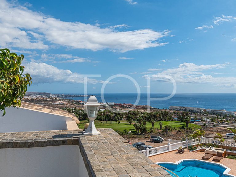 Villa for Sale in Golf Costa Adeje, Tenerife 22
