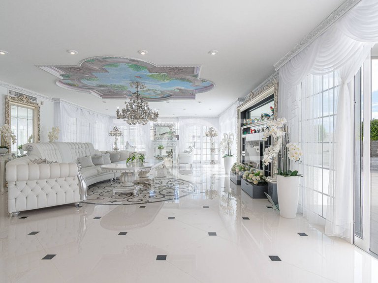 Villa for Sale in Golf Costa Adeje, Tenerife 6