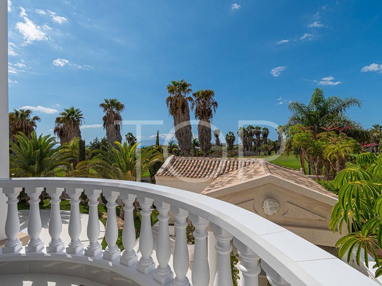 Villa for Sale in Golf Costa Adeje, Tenerife 19