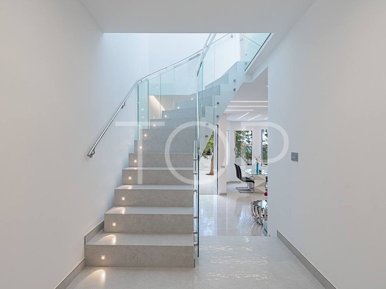 Town House for Sale in Playa De Fañabe, Tenerife 5