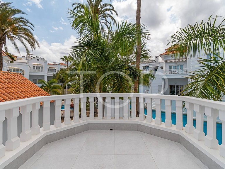 Town House for Sale in Playa De Fañabe, Tenerife 15