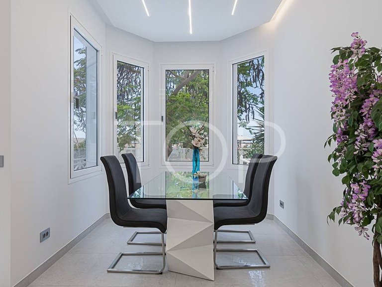 Town House for Sale in Playa De Fañabe, Tenerife 1