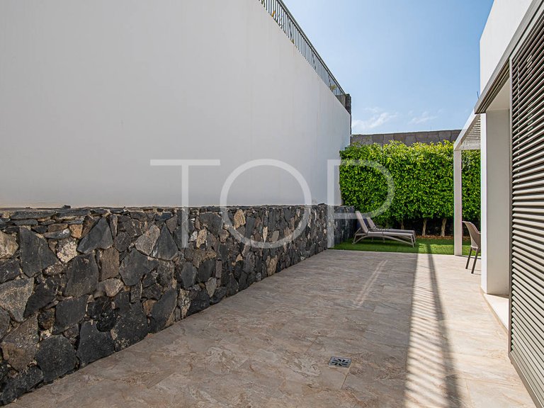 Apartment for Sale in La Caleta, Tenerife 16