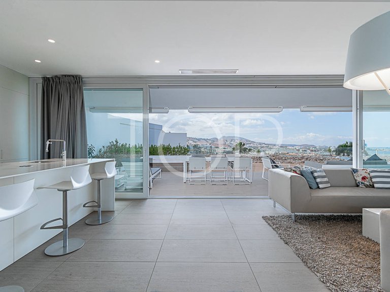 Apartment for Sale in Playa Del Duque, Tenerife 7