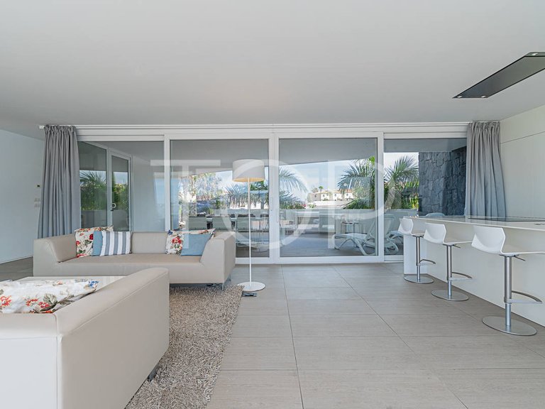 Apartment for Sale in Playa Del Duque, Tenerife 10